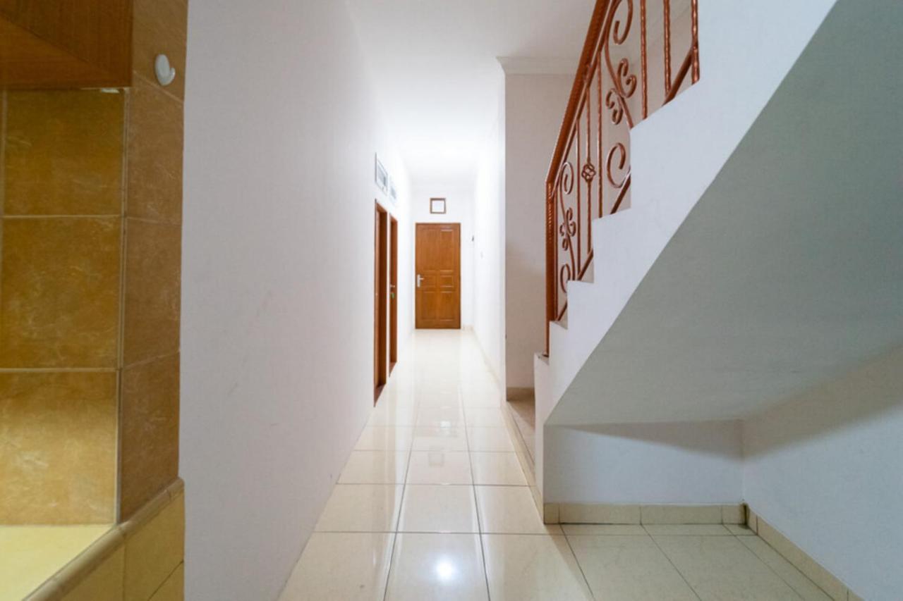 Koolkost Syariah @ Kebon Kacang III Street Jakarta Exterior photo